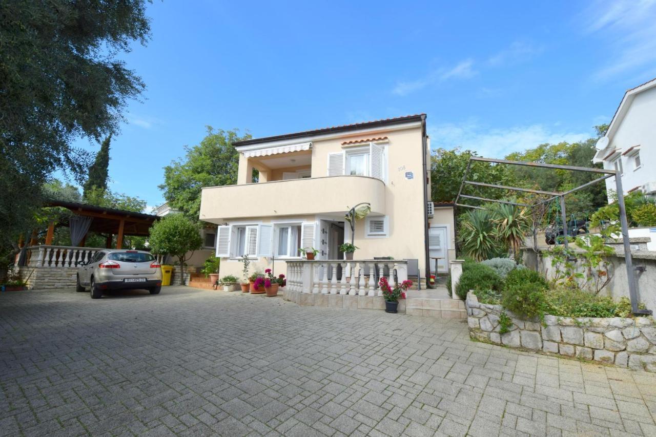 Apartments Julia Чижичи Экстерьер фото