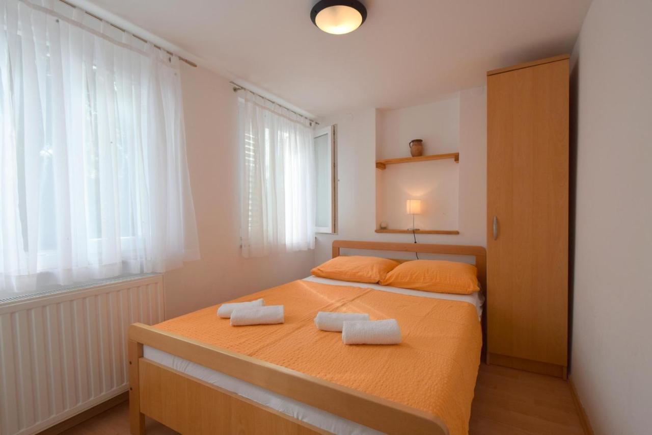 Apartments Julia Чижичи Экстерьер фото