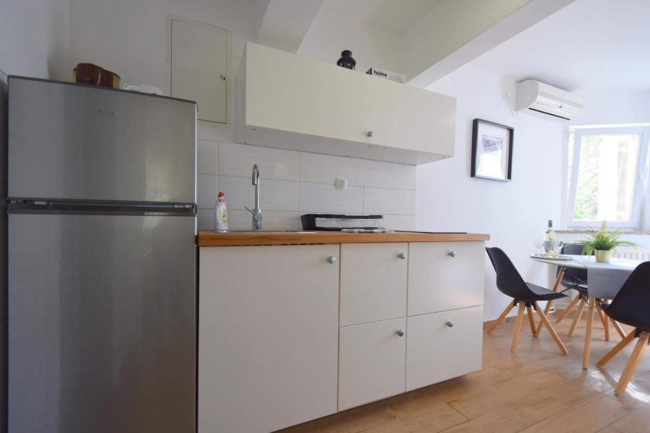 Apartments Julia Чижичи Экстерьер фото