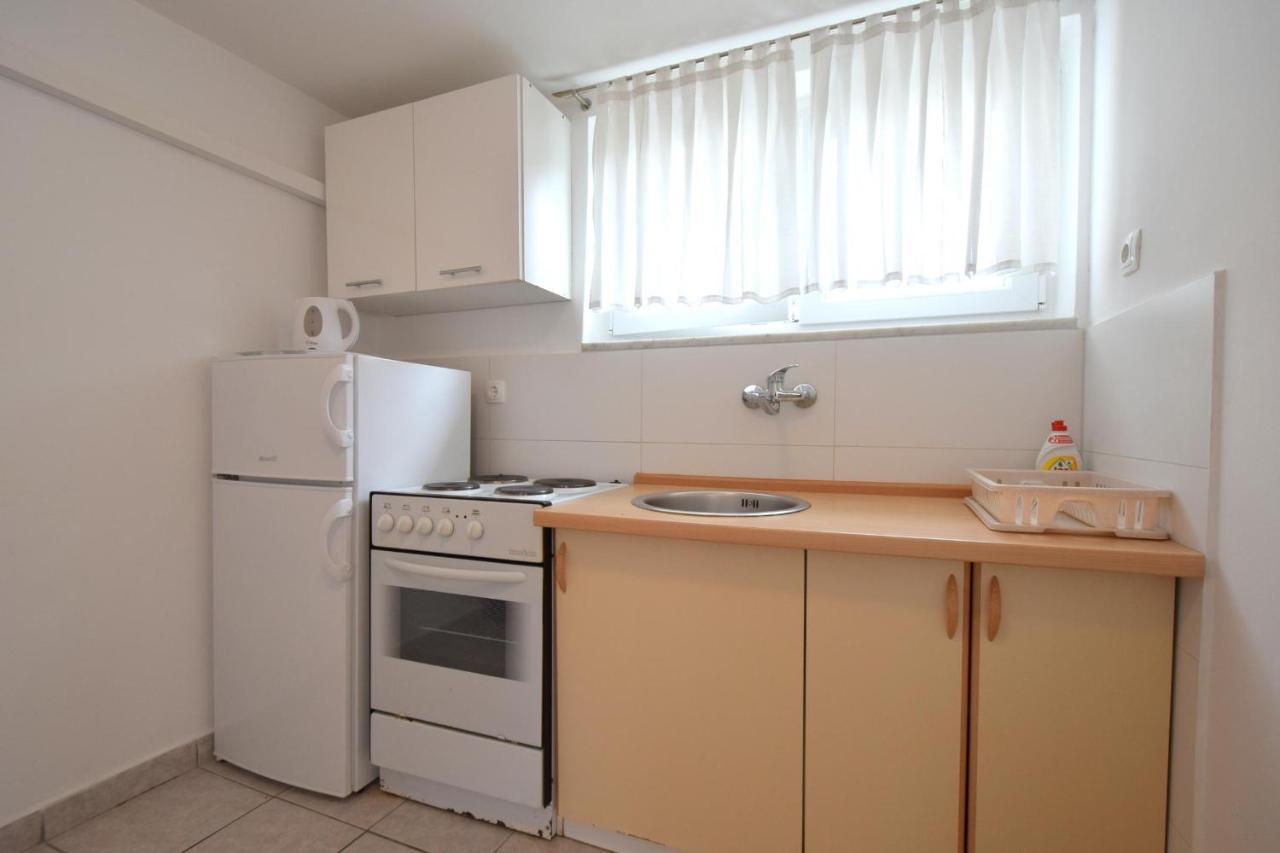 Apartments Julia Чижичи Экстерьер фото