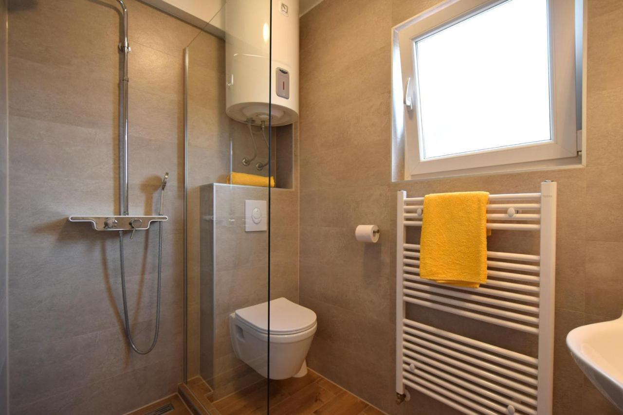 Apartments Julia Чижичи Экстерьер фото
